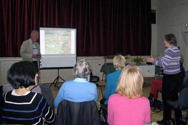 10. Julia Whybrew thanks Alistair.JPG